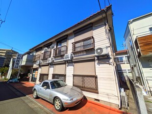 石田住宅の物件外観写真